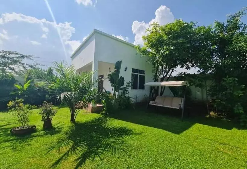 Aamiaismajoitus (B&B) Amala Villas