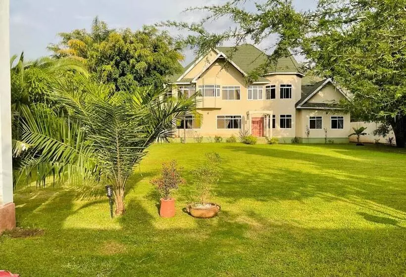 Aamiaismajoitus (B&B) Amala Villas