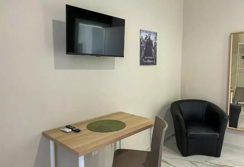 تختخواب و صبحانه Louma Rooms