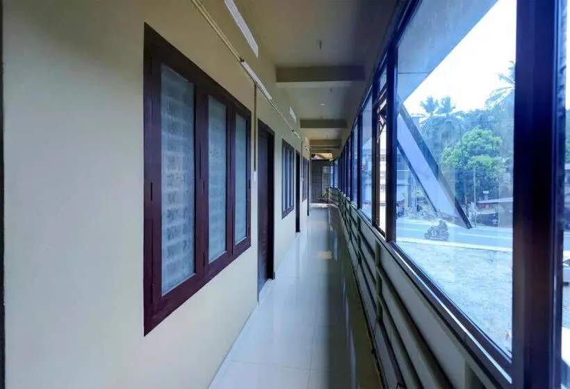 Hotelli A One Residency