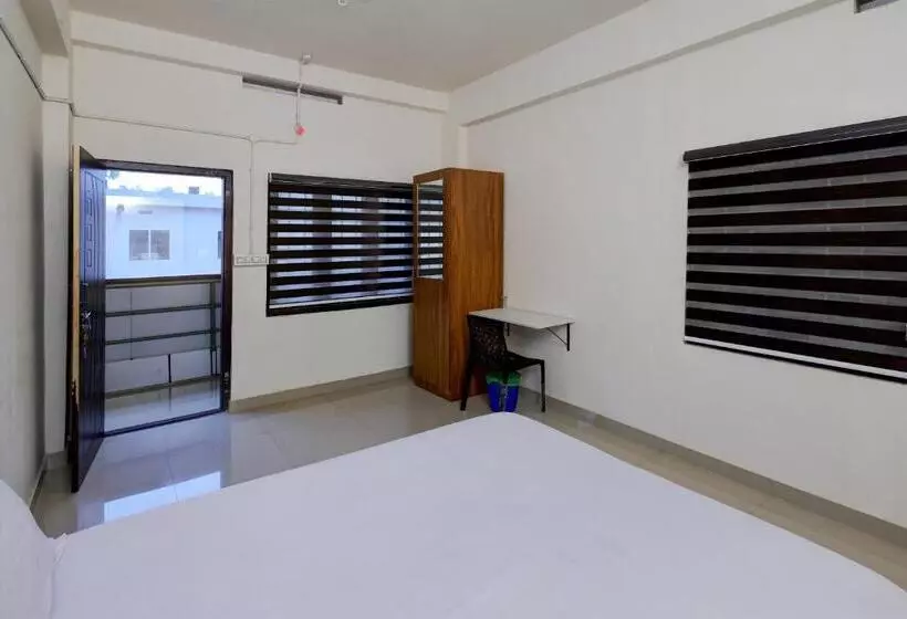 Hotelli A One Residency