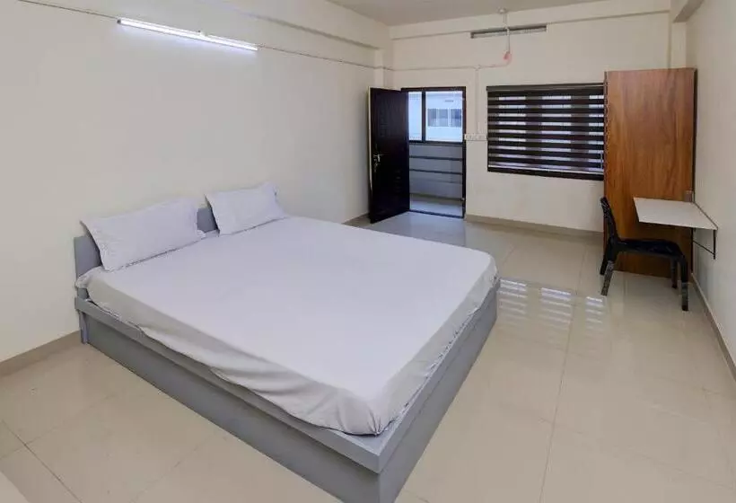 Hotelli A One Residency