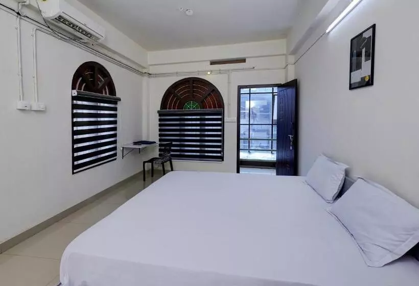 Hotelli A One Residency