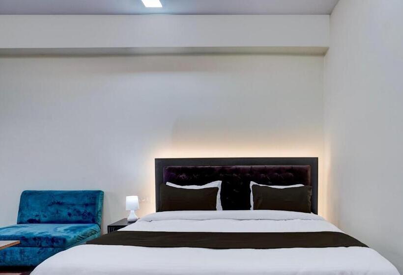 Hotel Oyo Shree Hari Palace