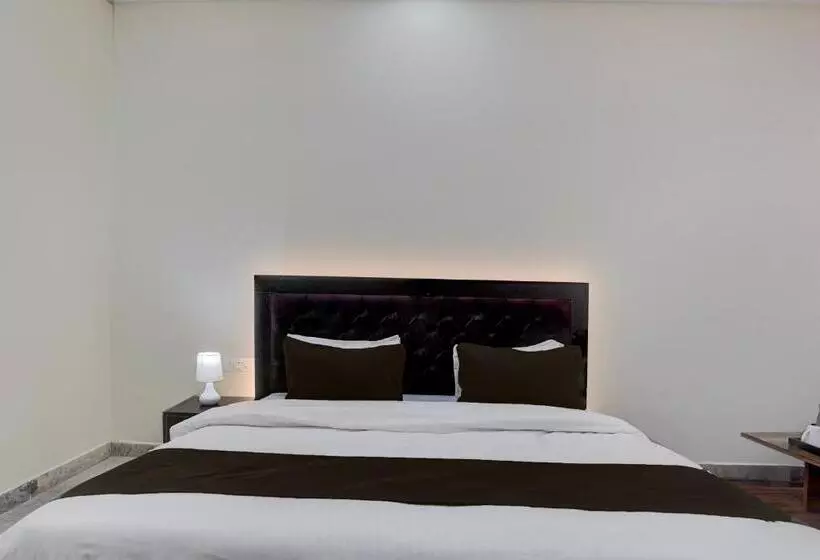 Hotelli Oyo Shree Hari Palace