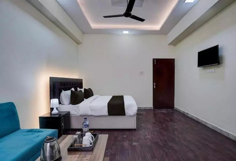 Hotelli Oyo Shree Hari Palace