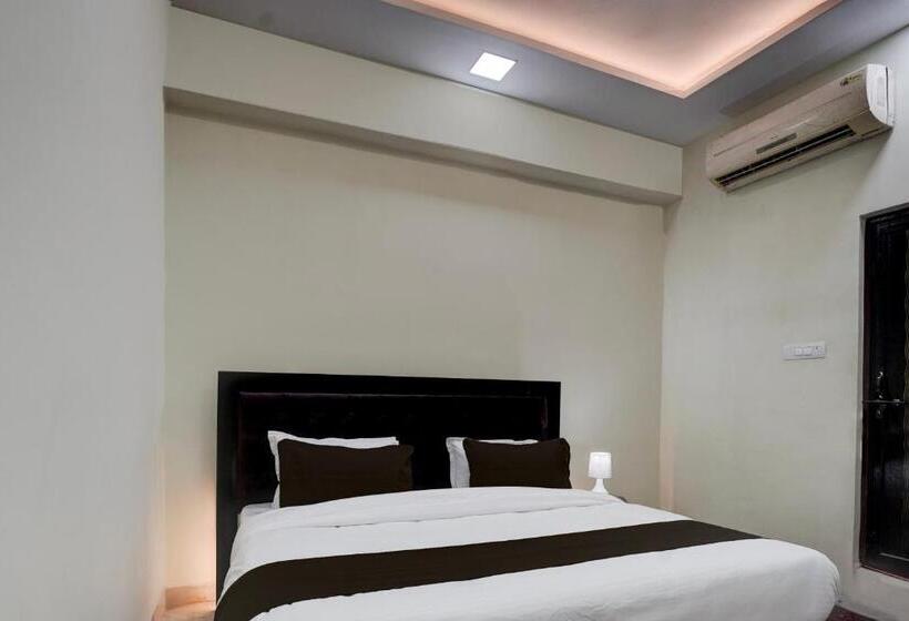 Hotel Oyo Shree Hari Palace