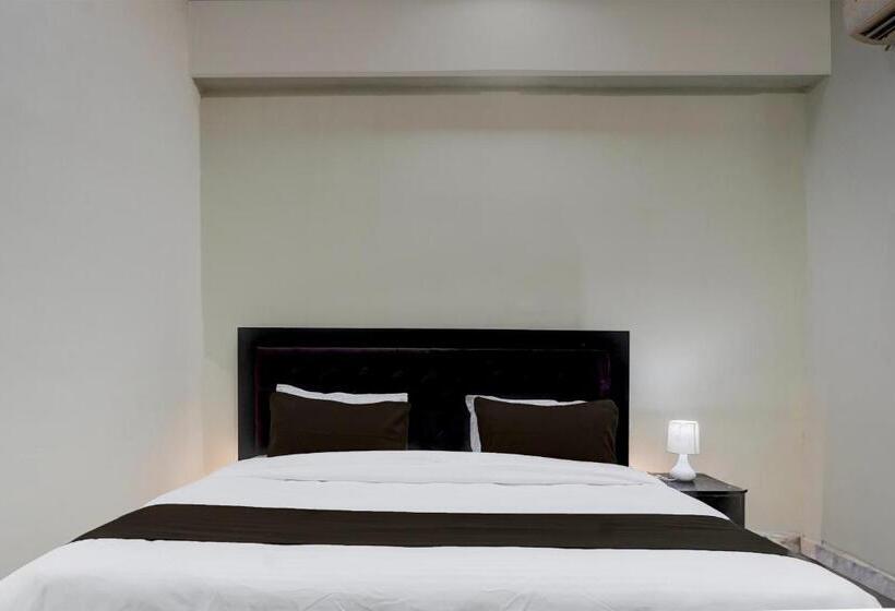 Hotel Oyo Shree Hari Palace