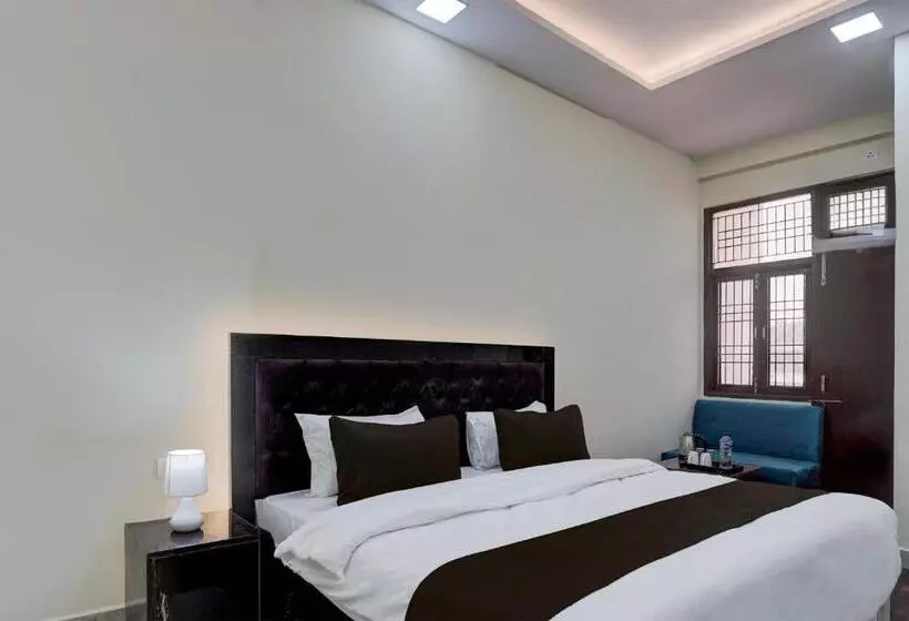 Hotelli Oyo Shree Hari Palace