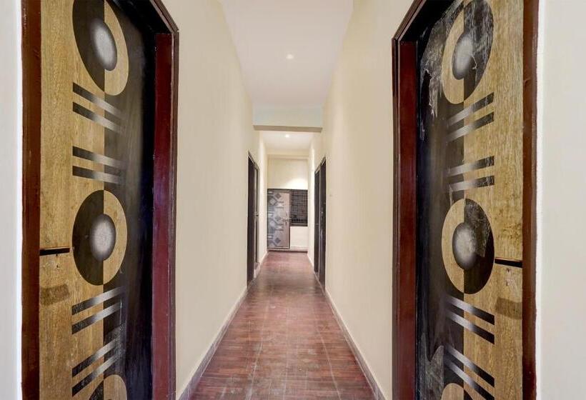 Hotel Oyo Shree Hari Palace