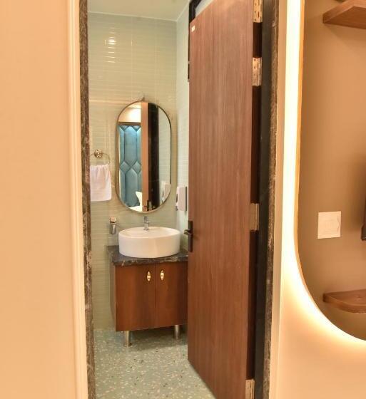 בית מלון כפרי Shree Krishna