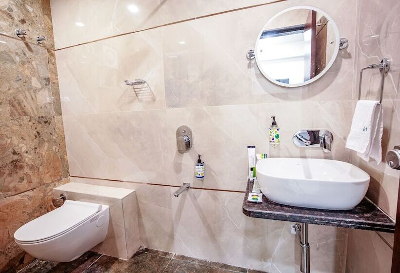 فندق Treebo A1 Residency, Hingna T Point