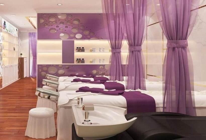 هتل Vuong Tran Diamond