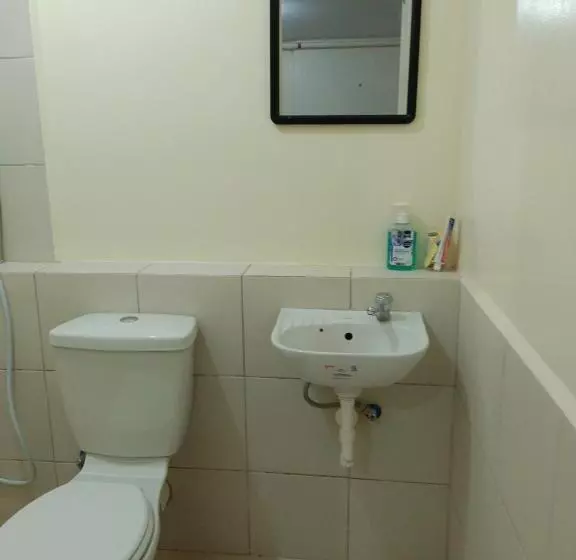 پانسیون Deca Homes Staycation