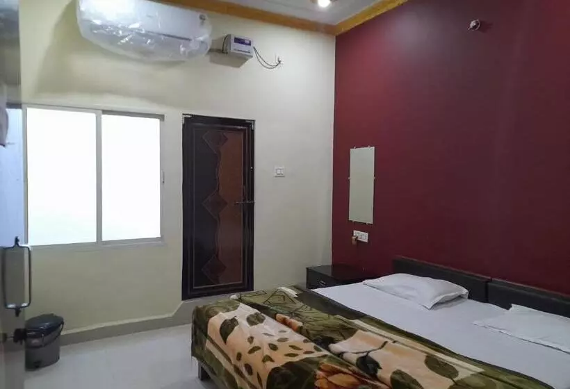 ペンション Gajanan Guest House