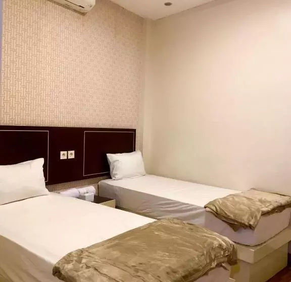 ペンション Luna Guest House