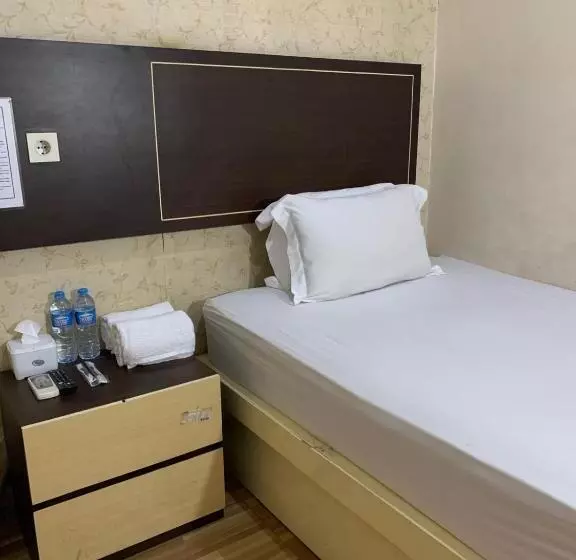 ペンション Luna Guest House