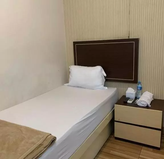 ペンション Luna Guest House