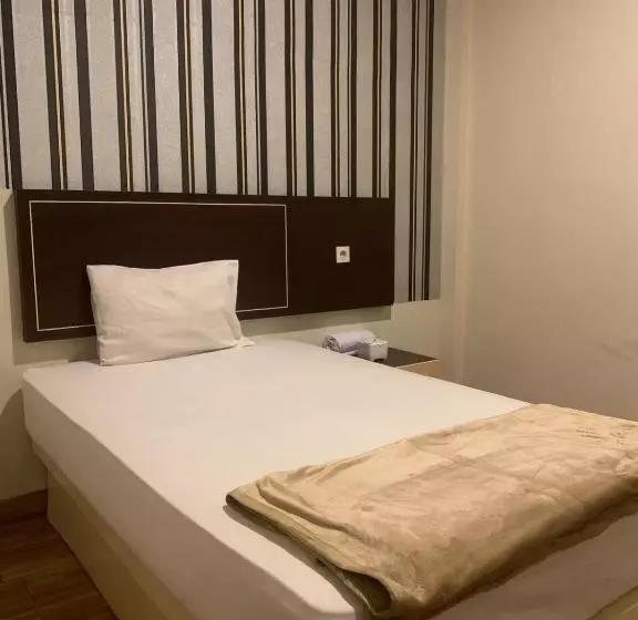 ペンション Luna Guest House