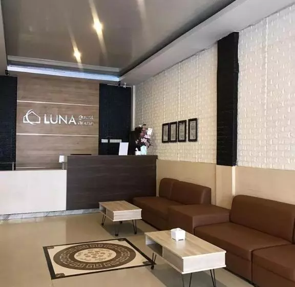ペンション Luna Guest House