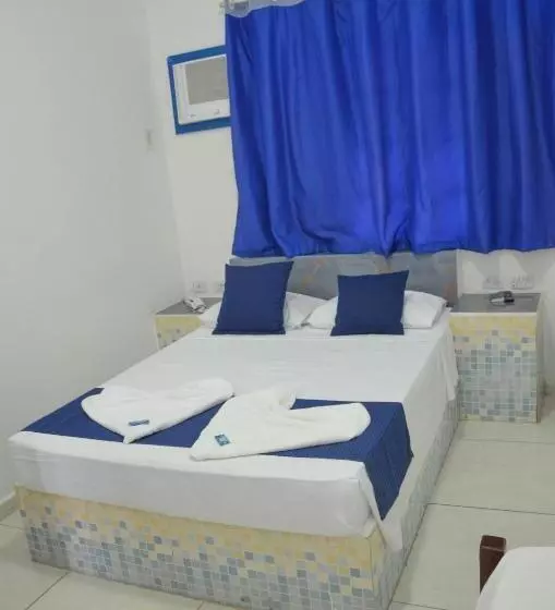 Apartamento No Centro De Caraguatatuba Para 4 Até Pessoas
