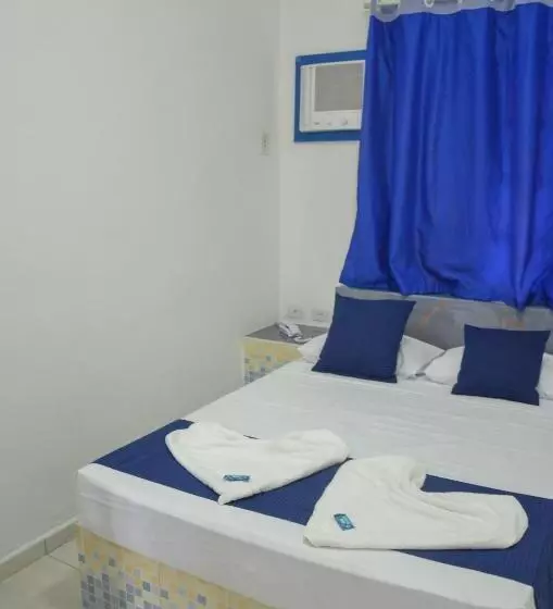 Apartamento No Centro De Caraguatatuba Para 4 Até Pessoas