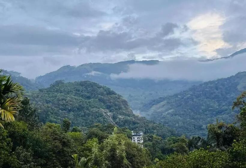 ベッドアンドブレックファースト Edens Snow Castle