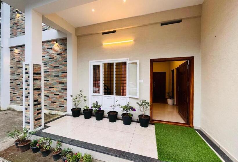 ベッドアンドブレックファースト Edens Snow Castle