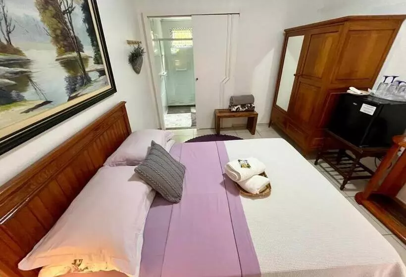 Aamiaismajoitus (B&B) Suíte Lavanda   Centro, Marechal Floriano Es