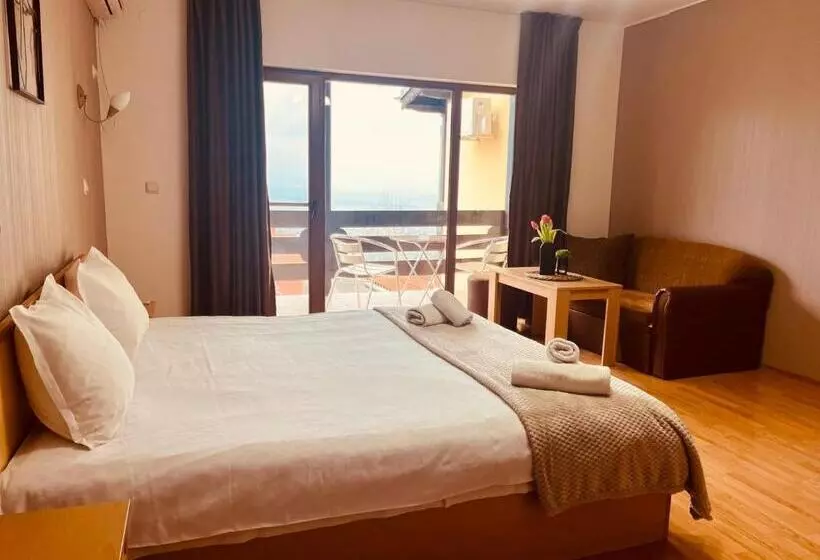 Hotelli парк хотел боили кирека