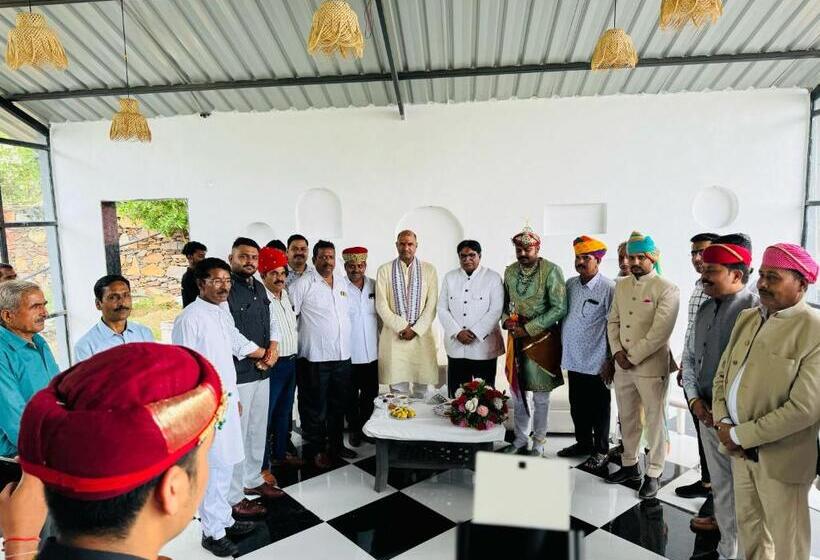 Hotel 80568d The Chamunda Palace