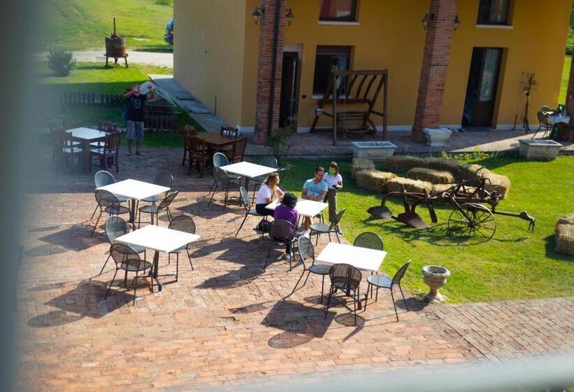 فندق Agriturismo Riva Ratta