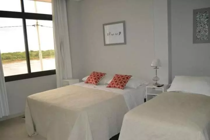 ホテル Costanera Goya Apart &