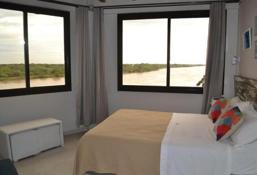 Otel Costanera Goya Apart &