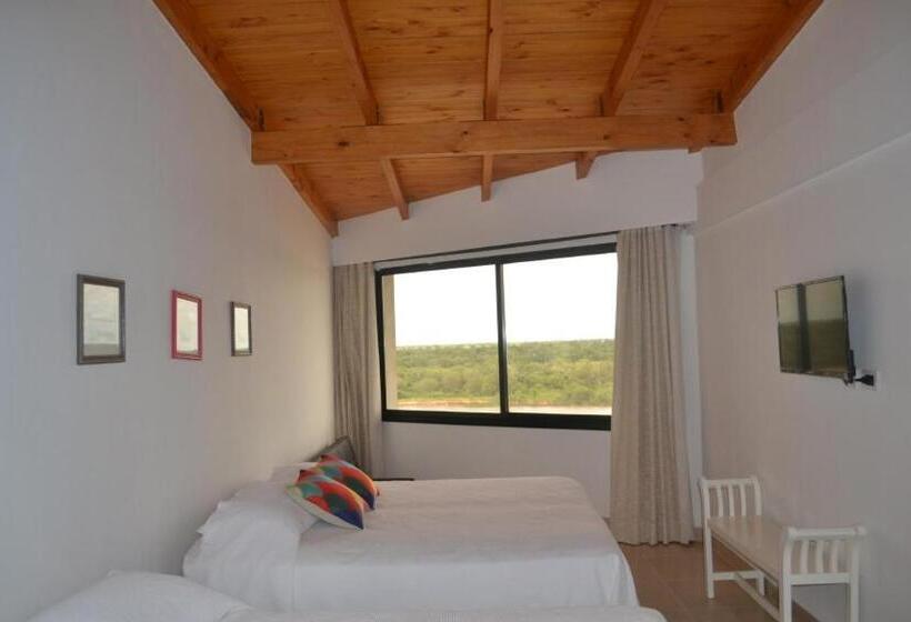 Otel Costanera Goya Apart &