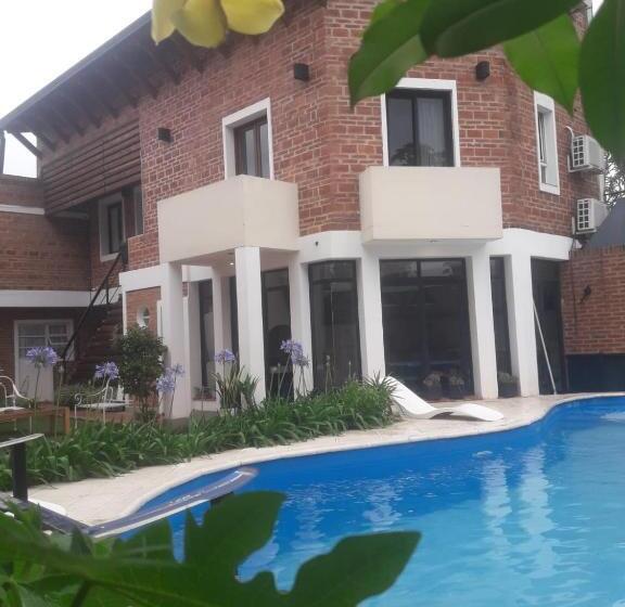 Otel Costanera Goya Apart &