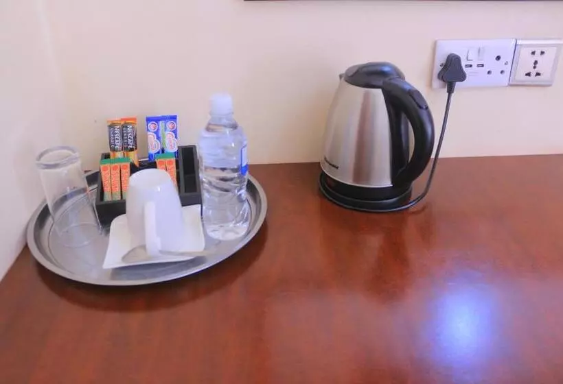هتل Okavango Roadside Guesthouse