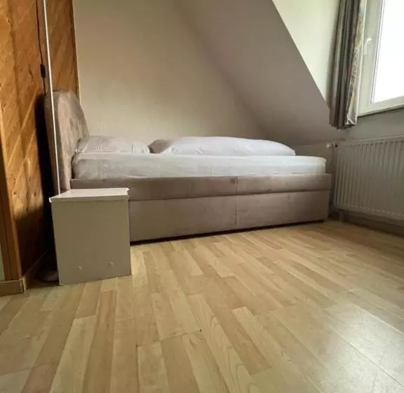 ホテル Zum Rücking