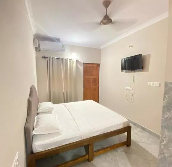 ペンション Ariel Guesthouse