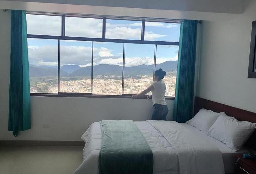 پانسیون Hostal El Mirador Chachapoyas