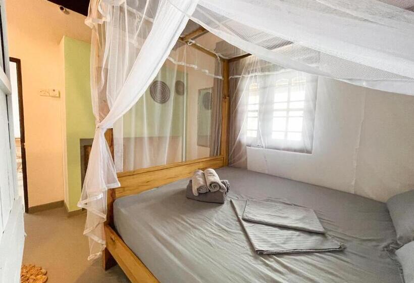 Pensione Just Another Guesthouse