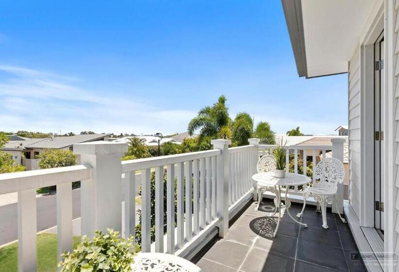 膳宿费 New Haven Garden View Balcony