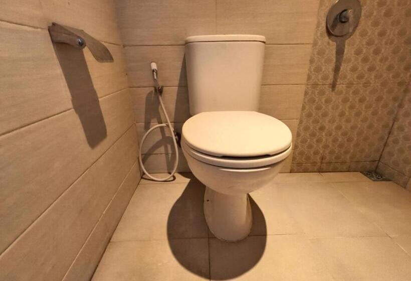 Urbanview Hotel B Liv Kendari By Reddoorz