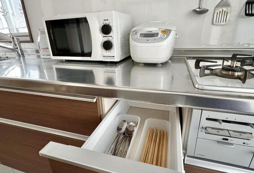 大人気黒門市場徒歩1分 日本橋駅徒歩2分 道顿堀 難波 心斎橋徒歩圏内 金悦マンション