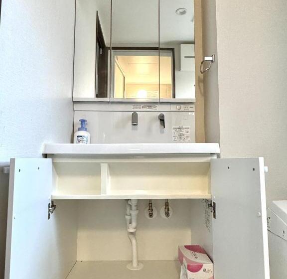 大人気黒門市場徒歩1分 日本橋駅徒歩2分 道顿堀 難波 心斎橋徒歩圏内 金悦マンション