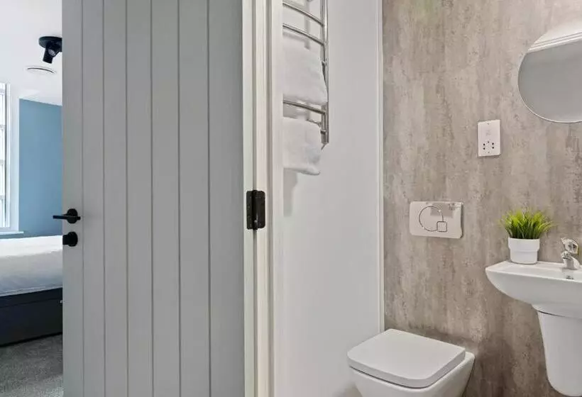 Albion Street Studios