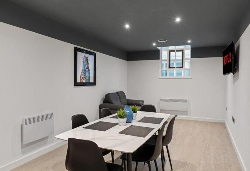 Albion Street Studios