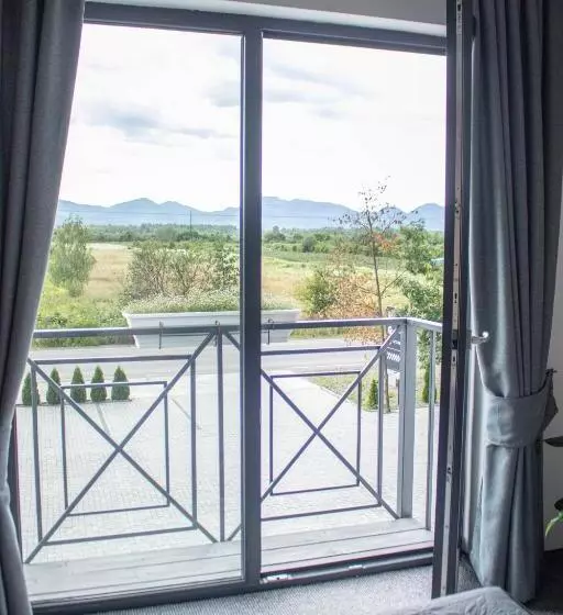 Hotelli готельно ресторанний комплекс фамілія