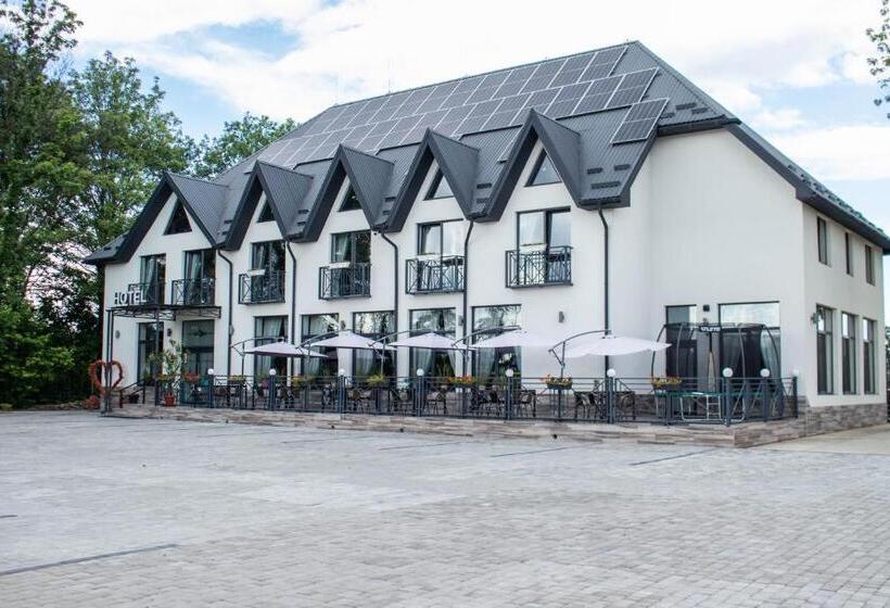 호텔 готельно ресторанний комплекс фамілія