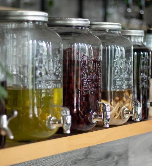 호텔 готельно ресторанний комплекс фамілія